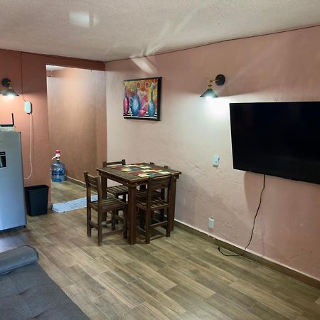 Departamento A 2Min De Playa La Madera Appartement Zihuatanejo Buitenkant foto